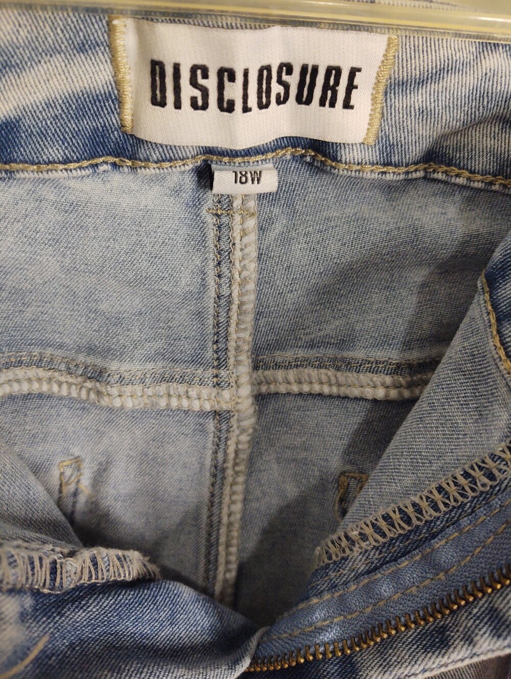Disclosure Light Wash Cargo Jeans with Side Bow Details 20W - Picture 8 of 11